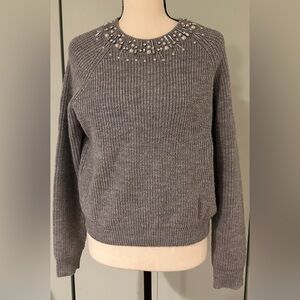 FOREVER 21 Size M Grey Long Sleeved Knit Bejeweled with Pearl Scoop Neck Sweater